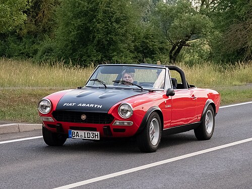 Abarth 124 Spider