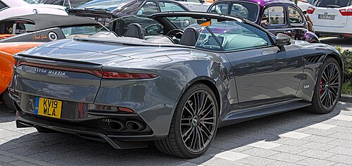 Aston Martin Dbs