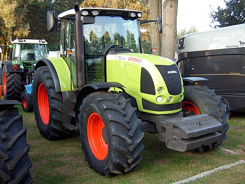 Claas Ares