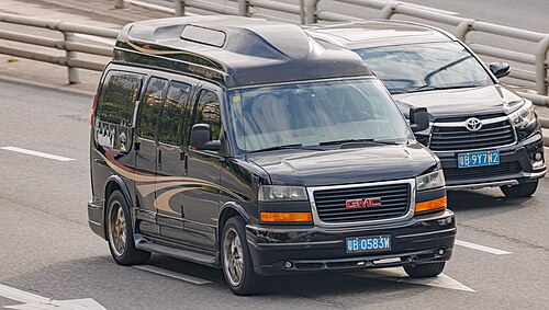 GMC Savana