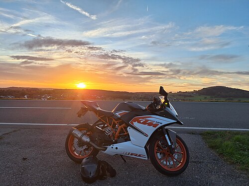 KTM RC