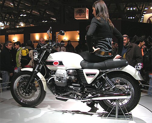 Moto Guzzi V7